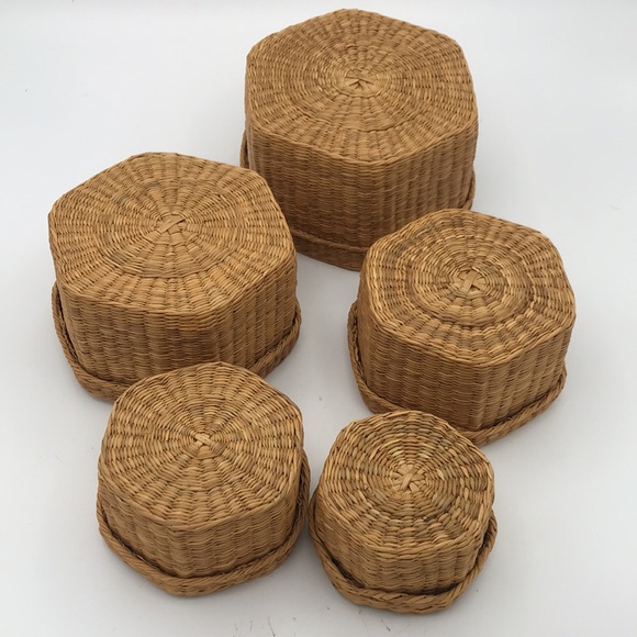 VTG Sweet Grass/Sea Grass Hexagonal Nesting Baskets w/Lids Set of 5 - Picture 2 of 9